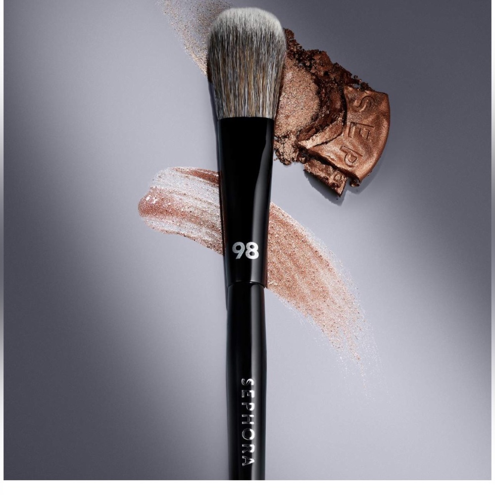 SEPHORA COLLECTION
PRO Highlight Brush #98 Brsnd New $34 MSRP - Picture 8 of 8